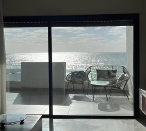 Magnifique appartement front mer